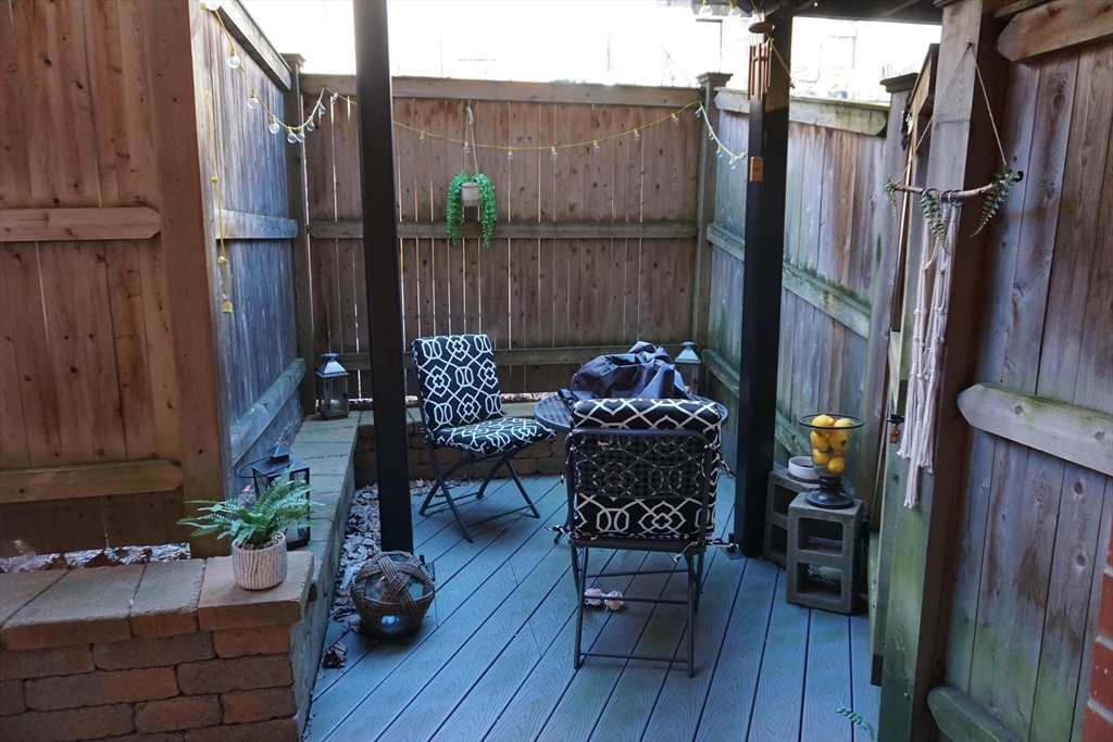 18 E Springfield Street # 1