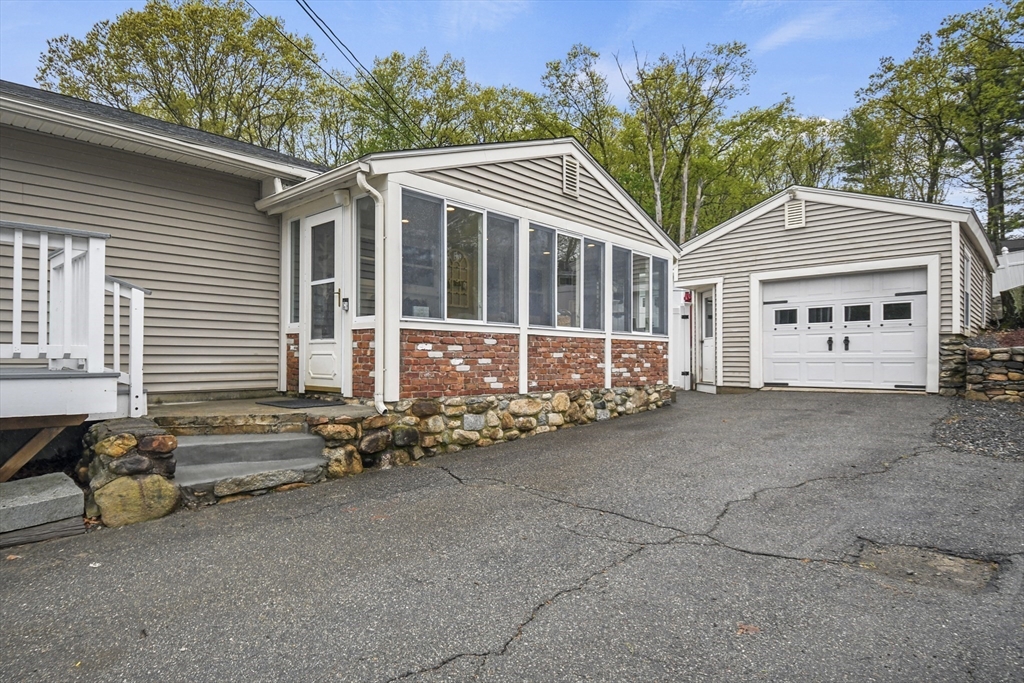 11 Ewald Avenue