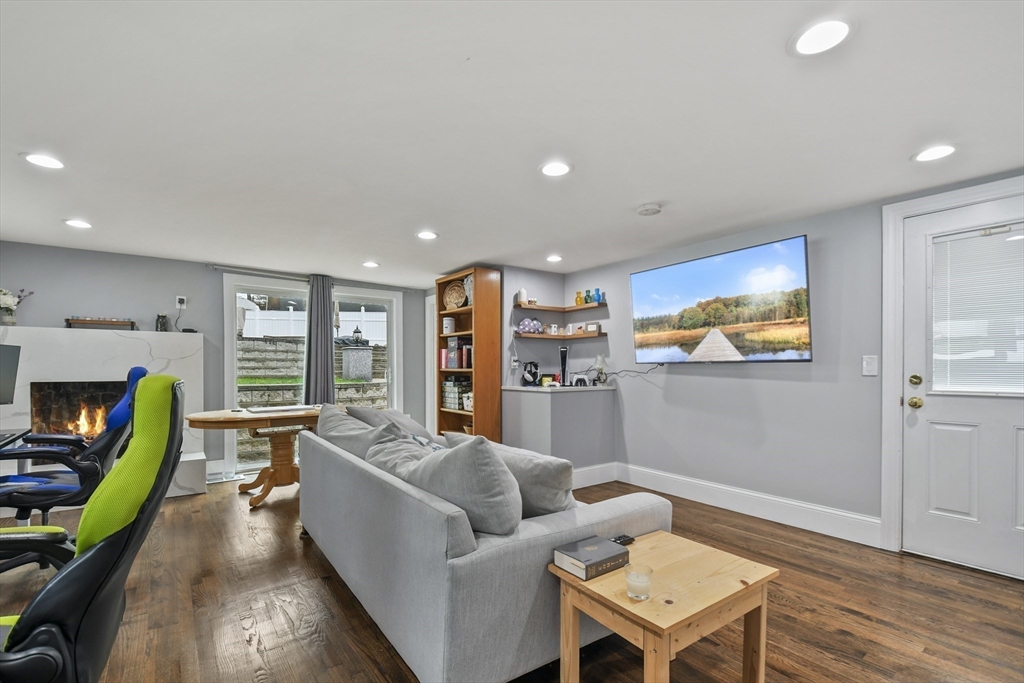 11 Ewald Avenue