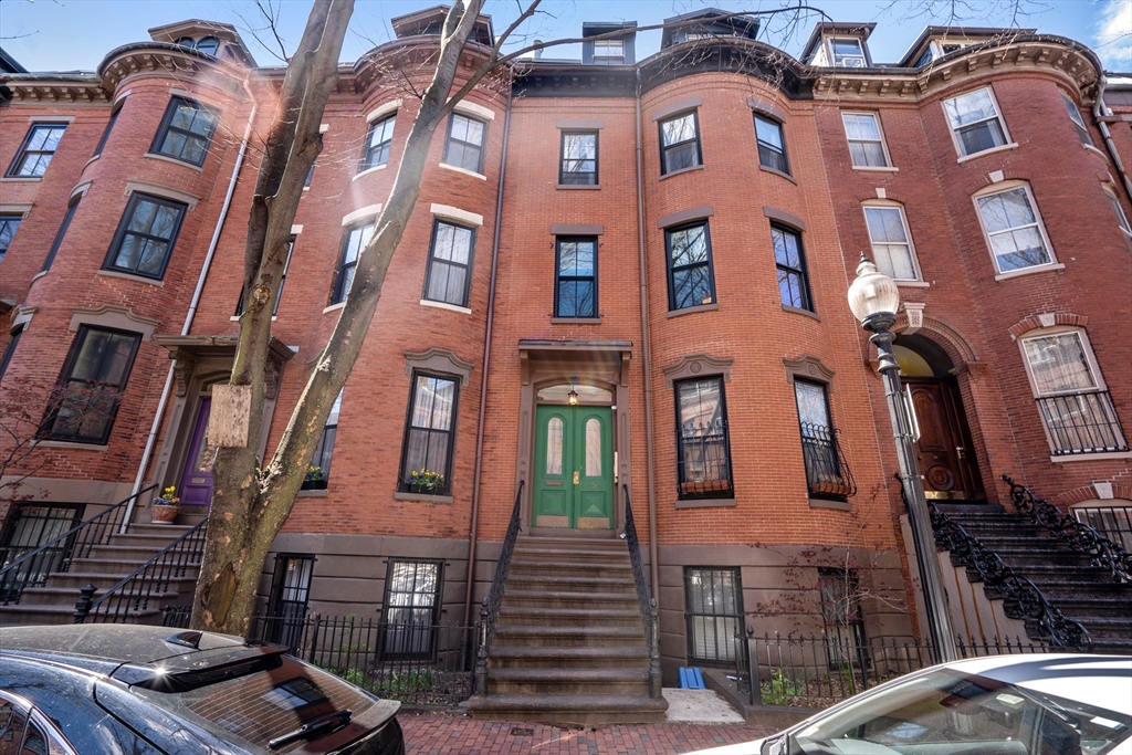51 E Springfield Street # 4