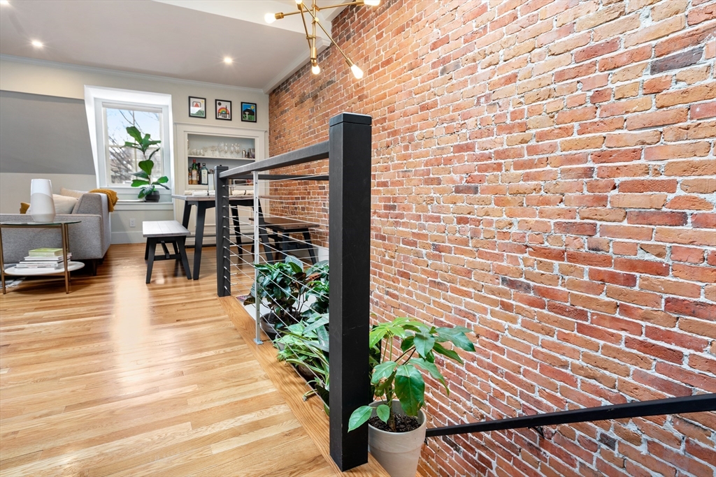 51 E Springfield Street # 4