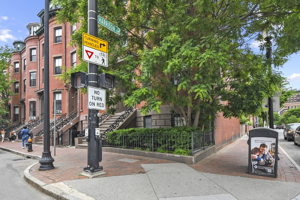 702 Massachusetts # 6
