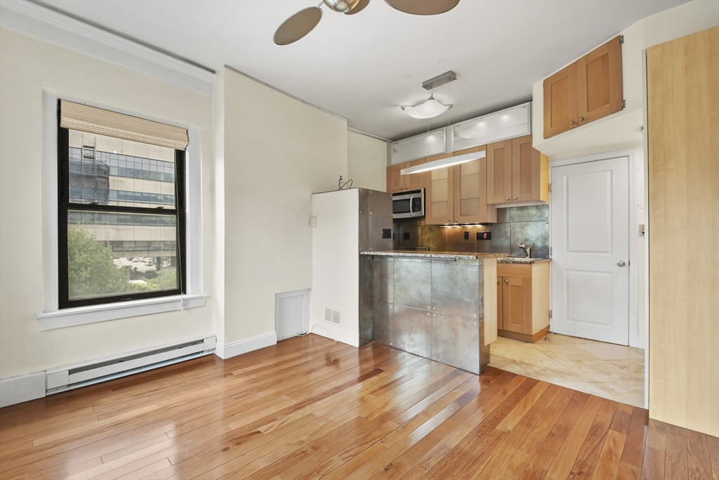 702 Massachusetts # 6