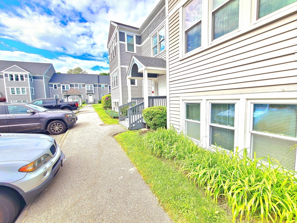 260 N Warren Ave # B7