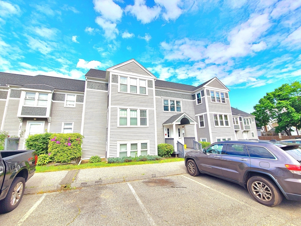 260 N Warren Ave # B7