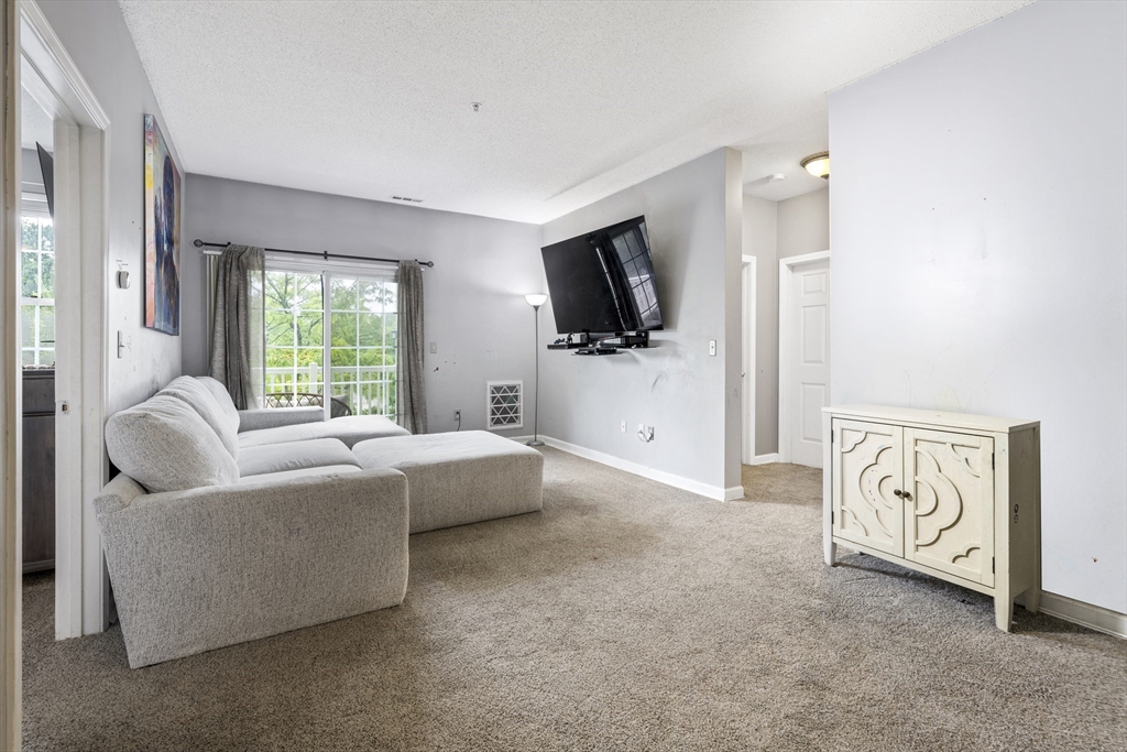 19 Hampshire Rd # 204
