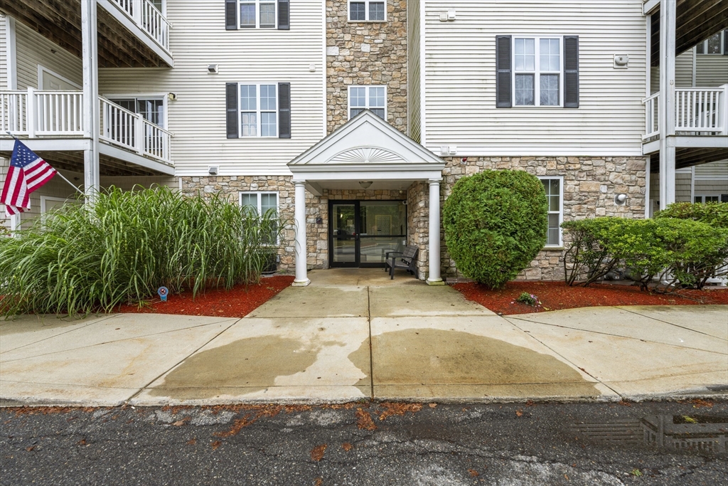 19 Hampshire Rd # 204