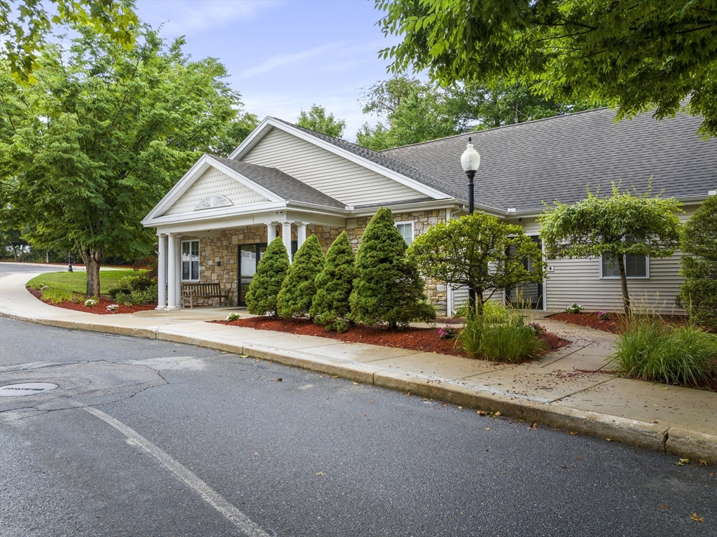19 Hampshire Rd # 204