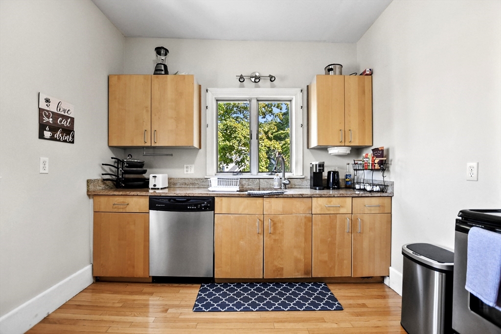 87 Broad St # 2
