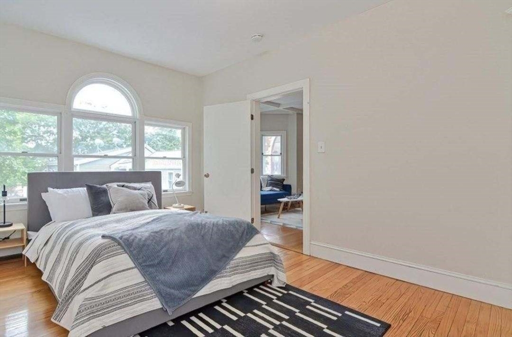 87 Broad St # 2