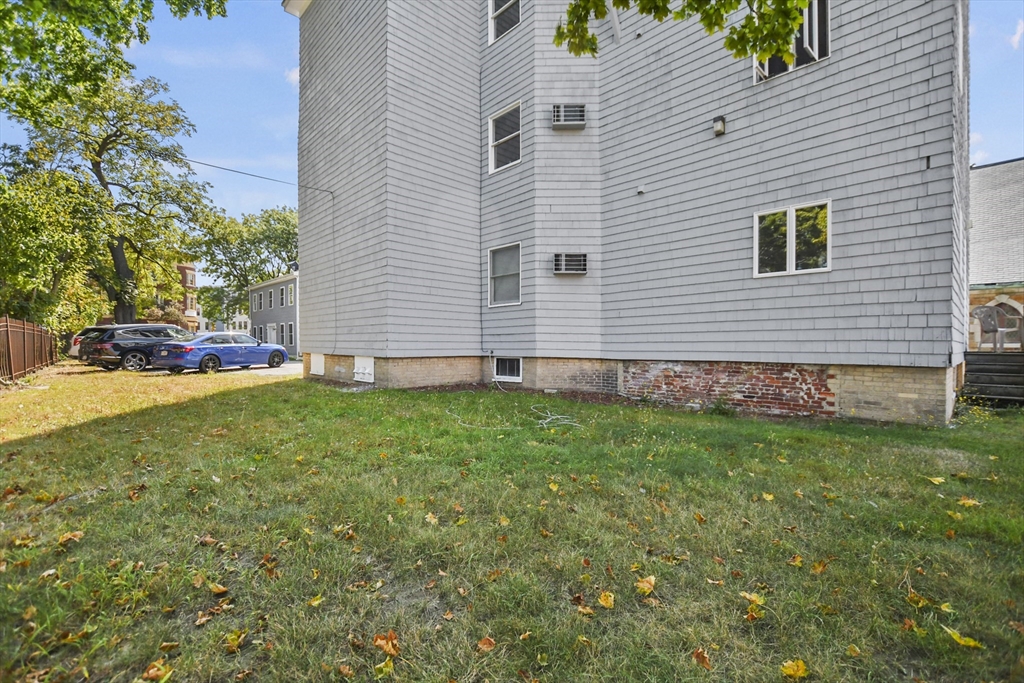87 Broad St # 2