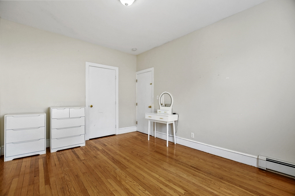 87 Broad St # 2