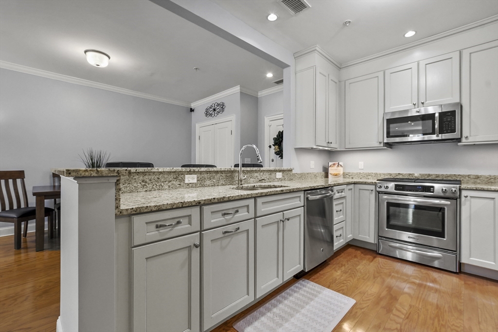 39 Taylor Drive # 1010