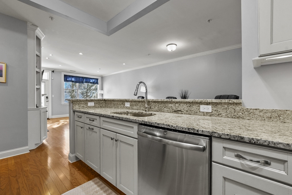 39 Taylor Drive # 1010