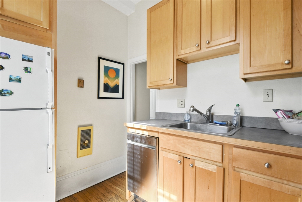 57 E Springfield # 2
