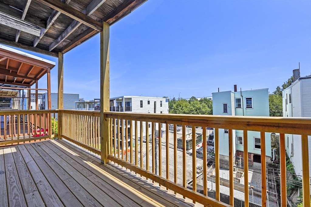 213 Chelsea Street # 3