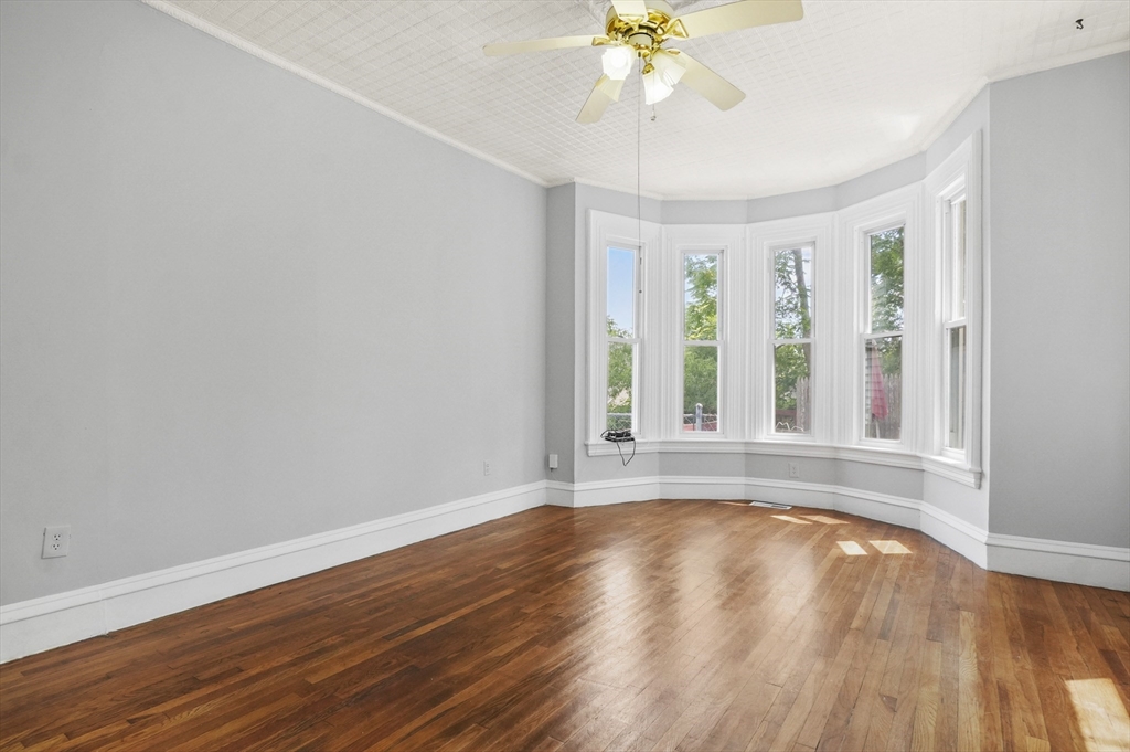 132 Bartlett # 132