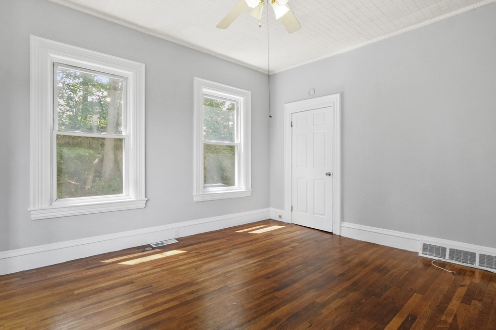 132 Bartlett # 132