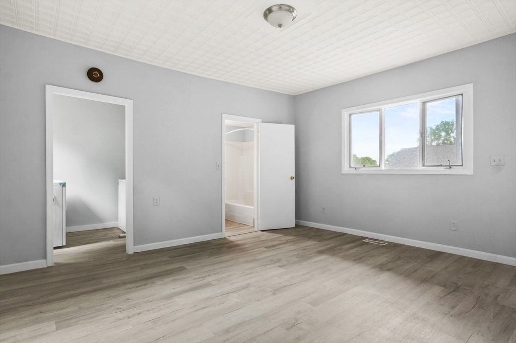 132 Bartlett # 132