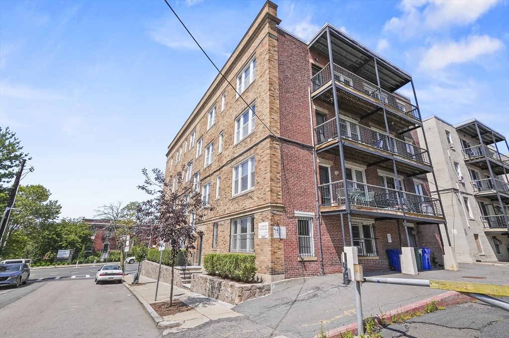 246 South Huntington Avenue # 3
