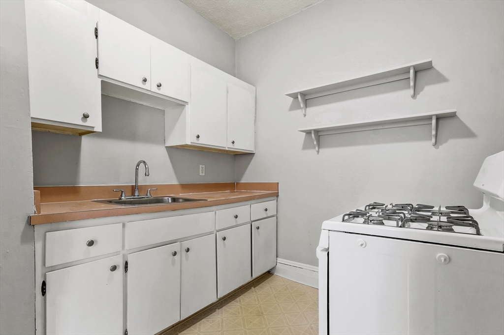 246 South Huntington Avenue # 3