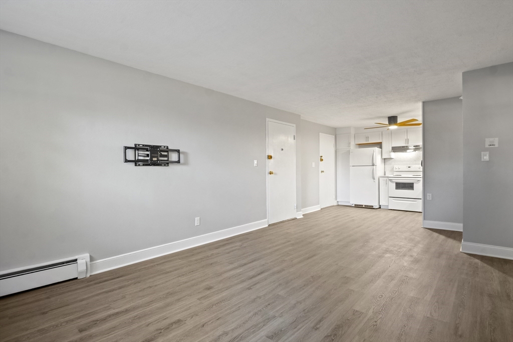 1105 Lexington Street # 2 Unit: 10-2