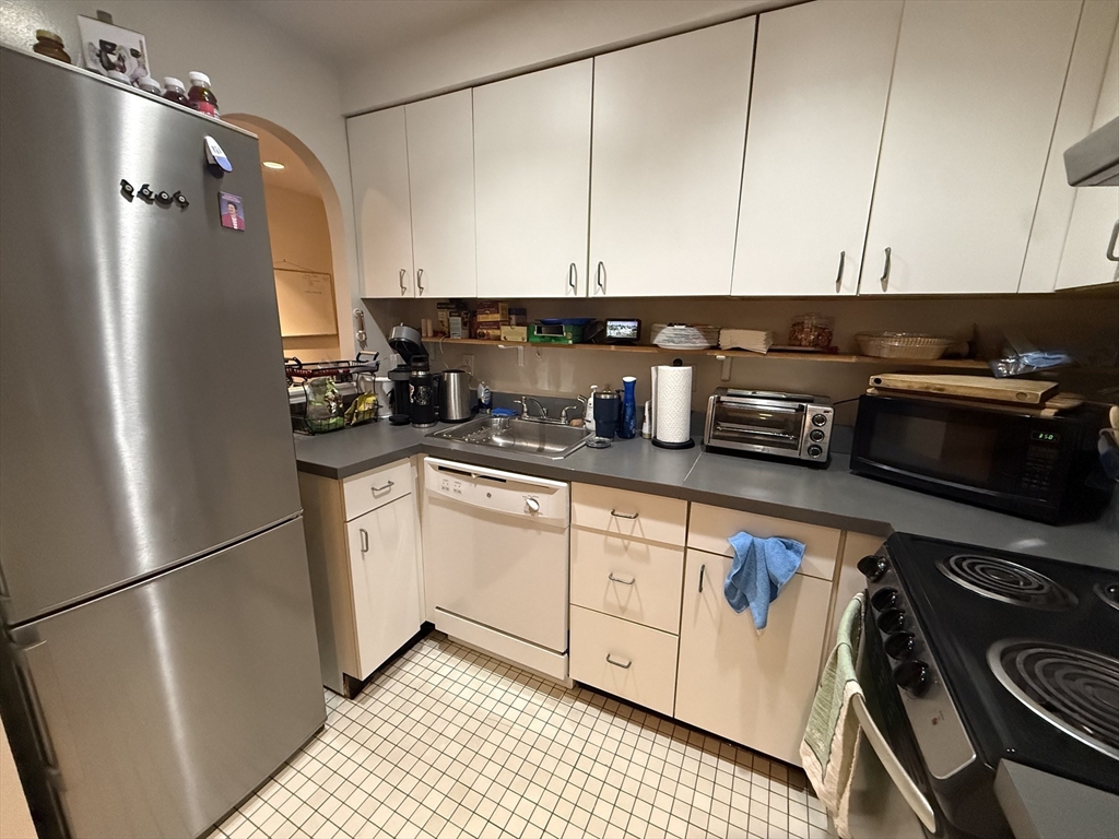 18-20 E Springfield Street # 1