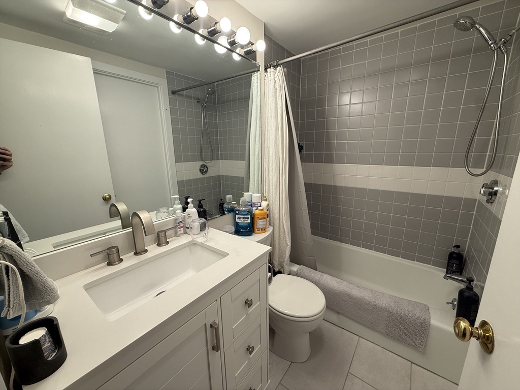 18-20 E Springfield Street # 1