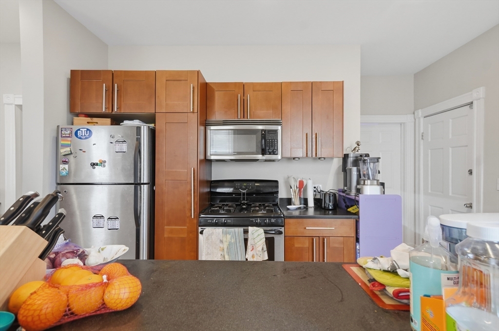 26 Chestnut Ave # 1