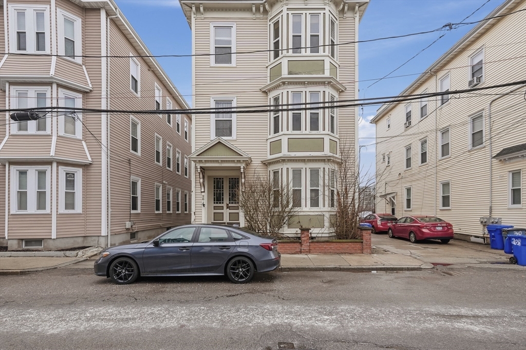 26 Chestnut Ave # 1