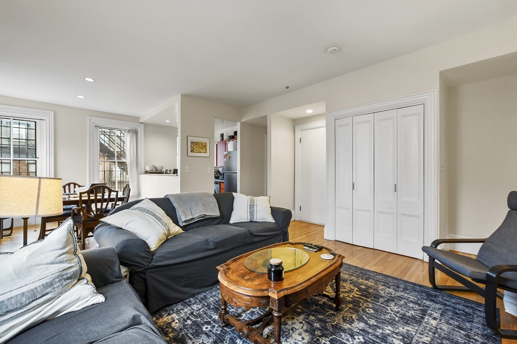 59 E Springfield # 2