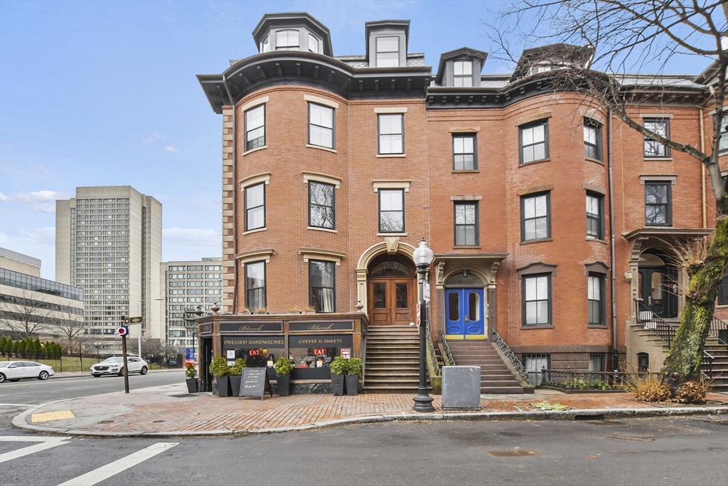 59 E Springfield # 2