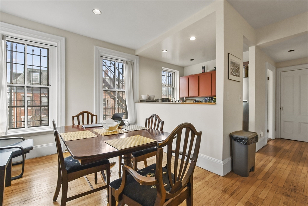 59 E Springfield # 2