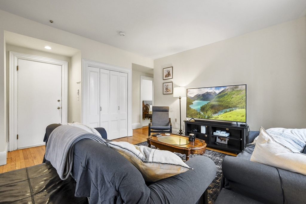 59 E Springfield # 2
