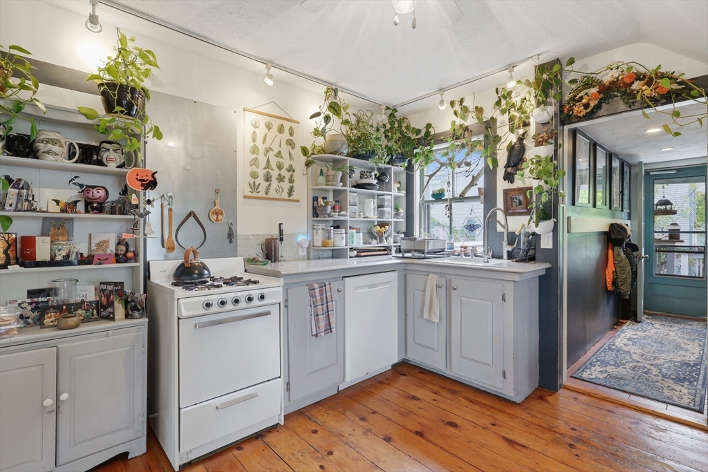 16 Evans Road # 2