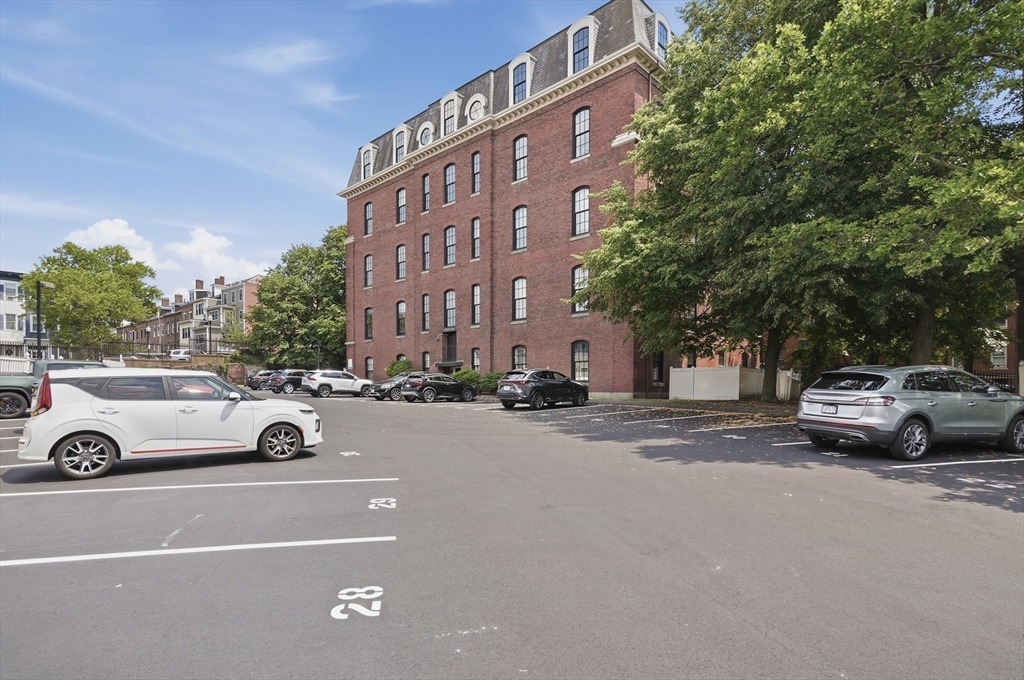 68 Baldwin Street # 43