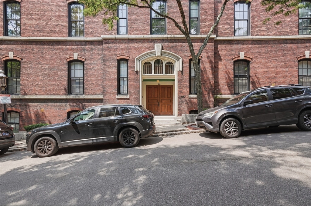 68 Baldwin Street # 43