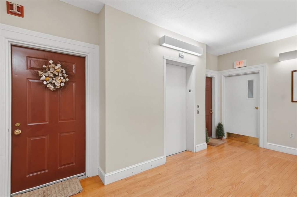 68 Baldwin Street # 43