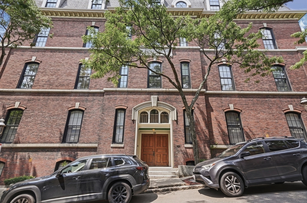 68 Baldwin Street # 43