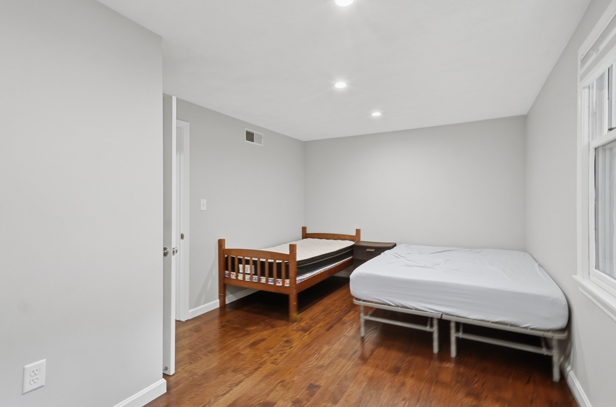 852 Wellman Ave # 852