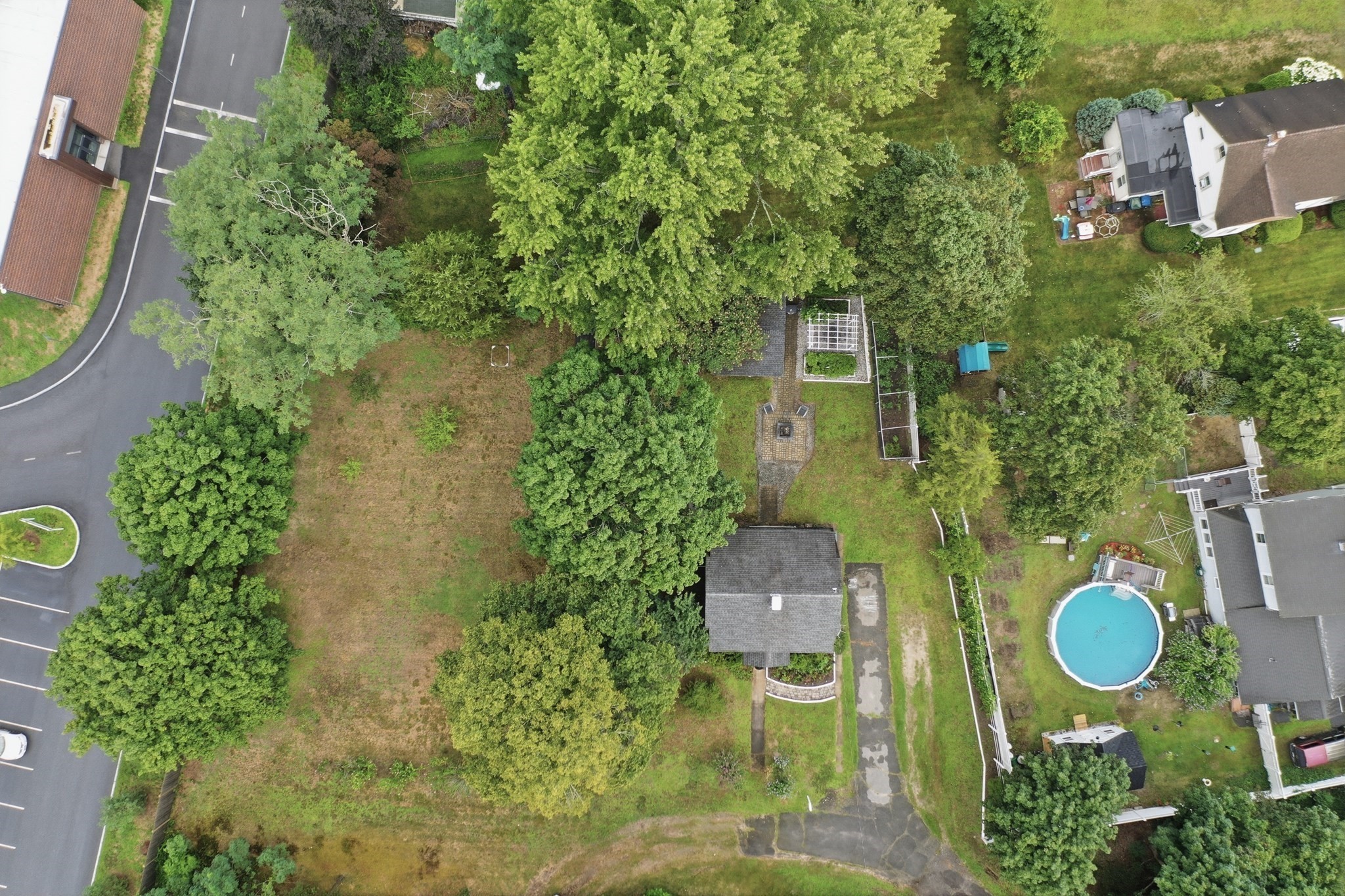 101 Pleasant St