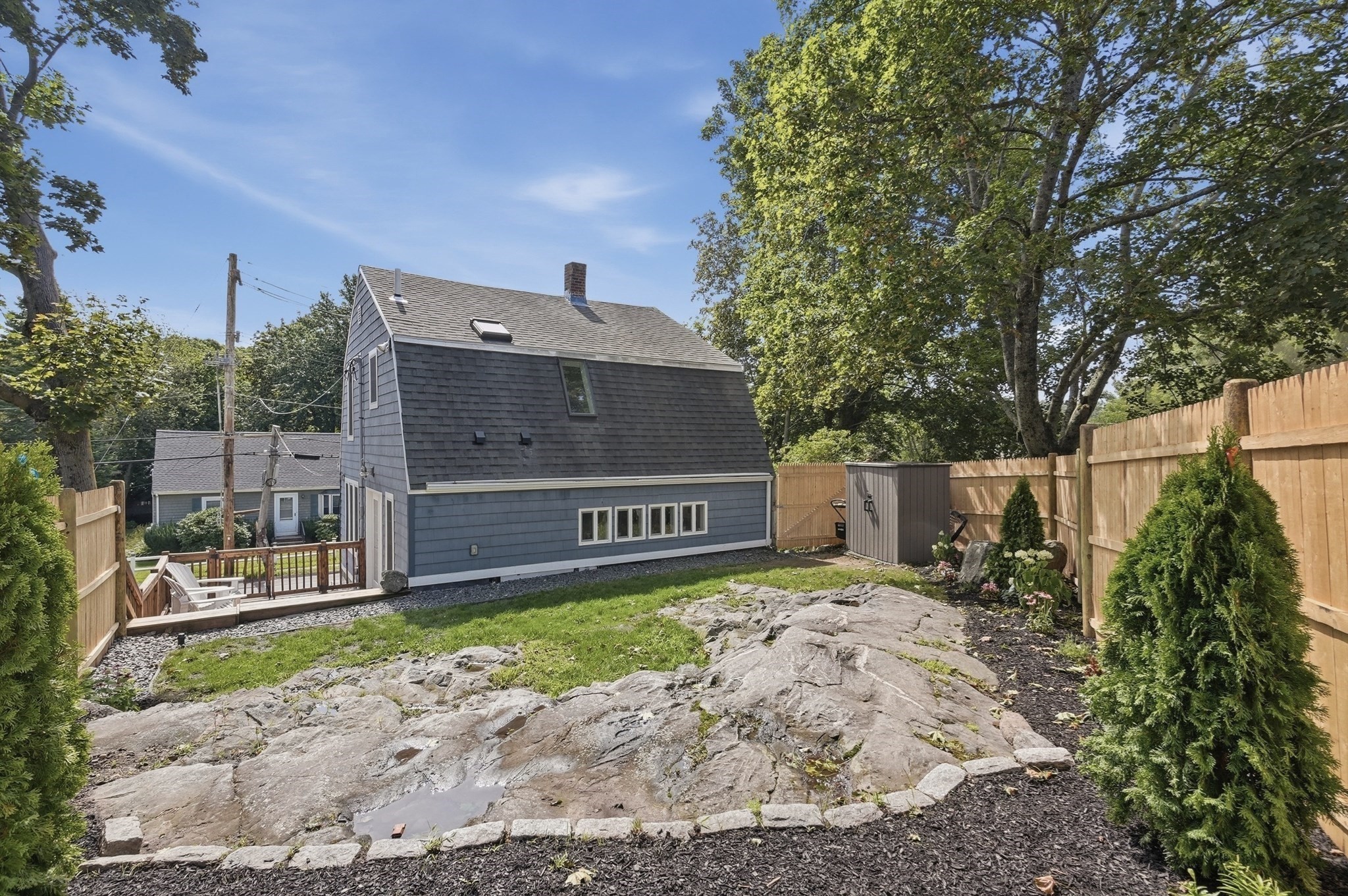 16 Wenham Street