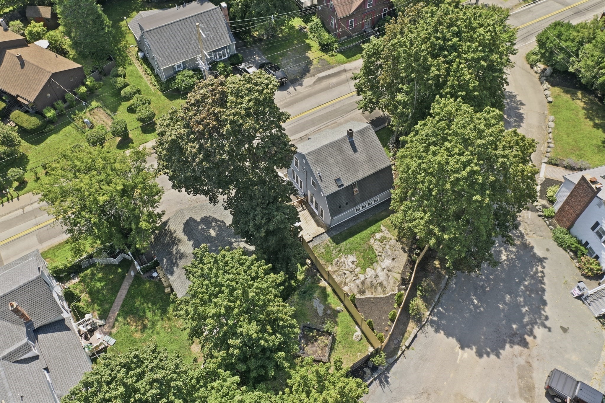16 Wenham Street