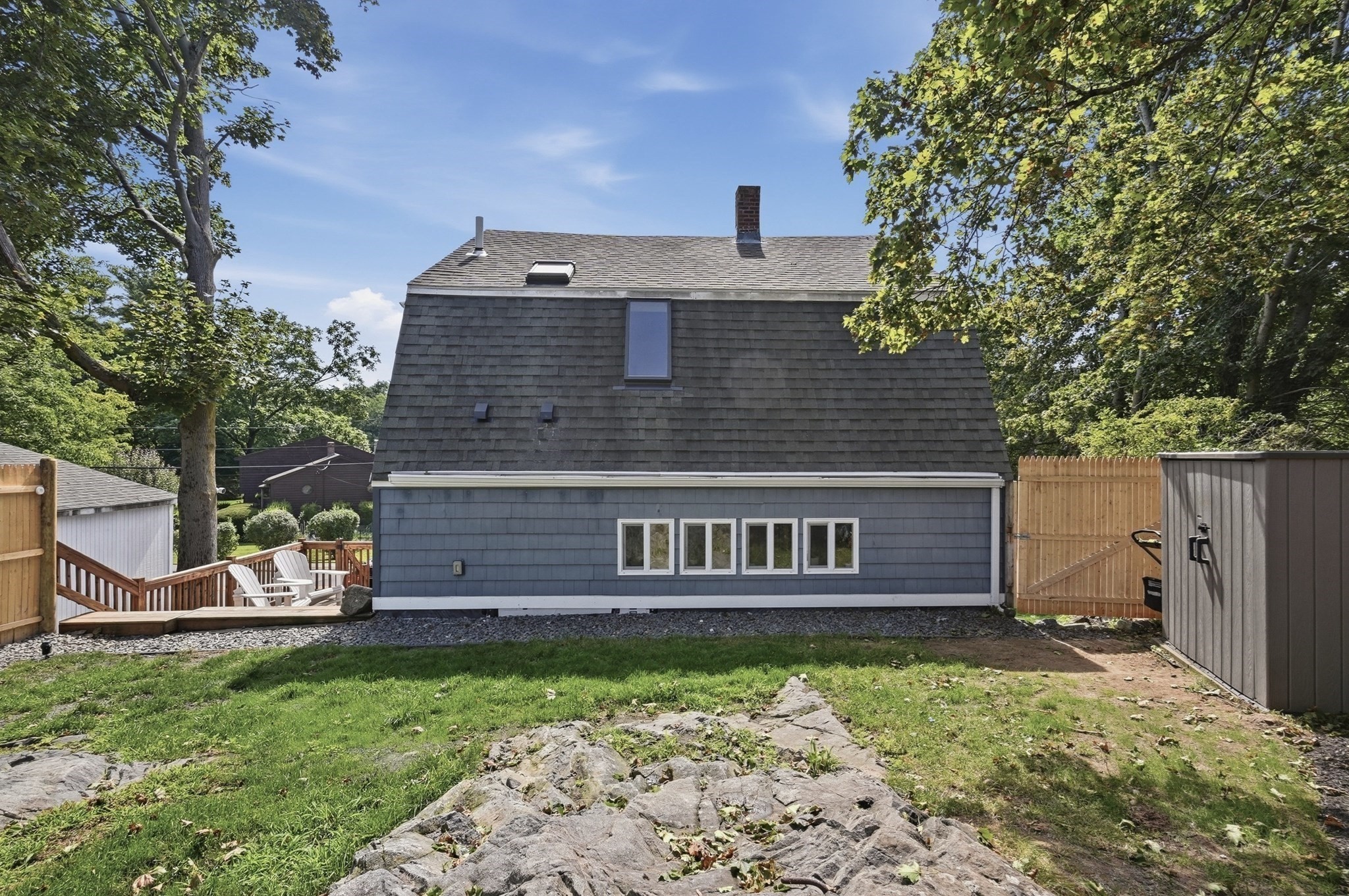 16 Wenham Street