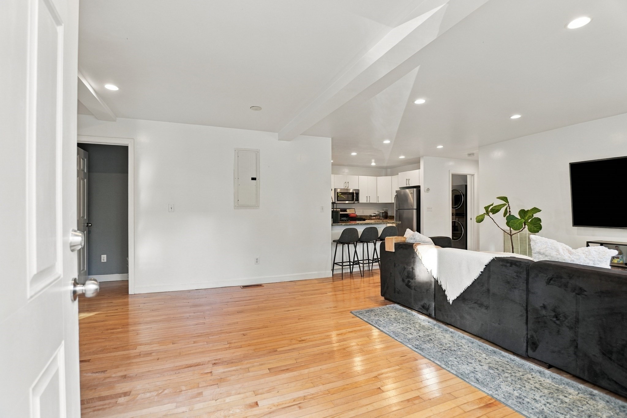 89 Broad Street # 1