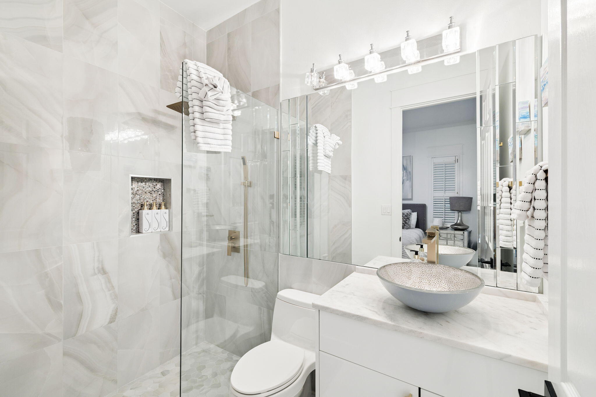 1823 Baytowne Avenue