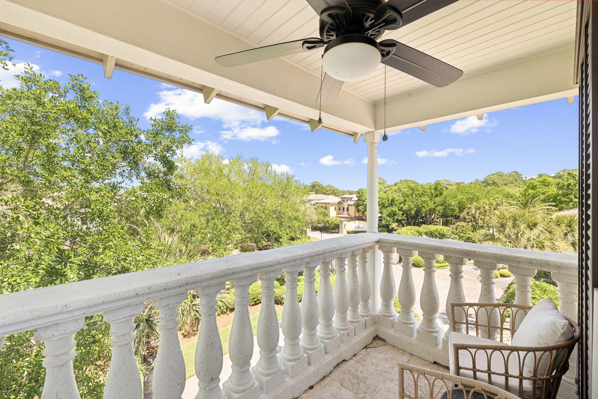 1823 Baytowne Avenue