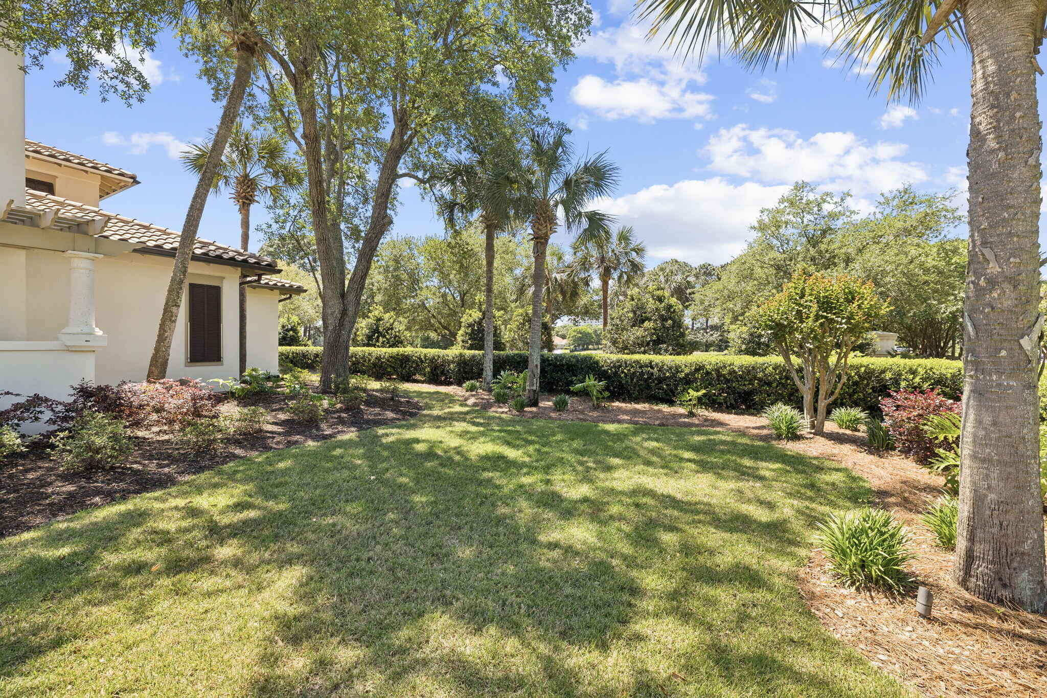 1823 Baytowne Avenue