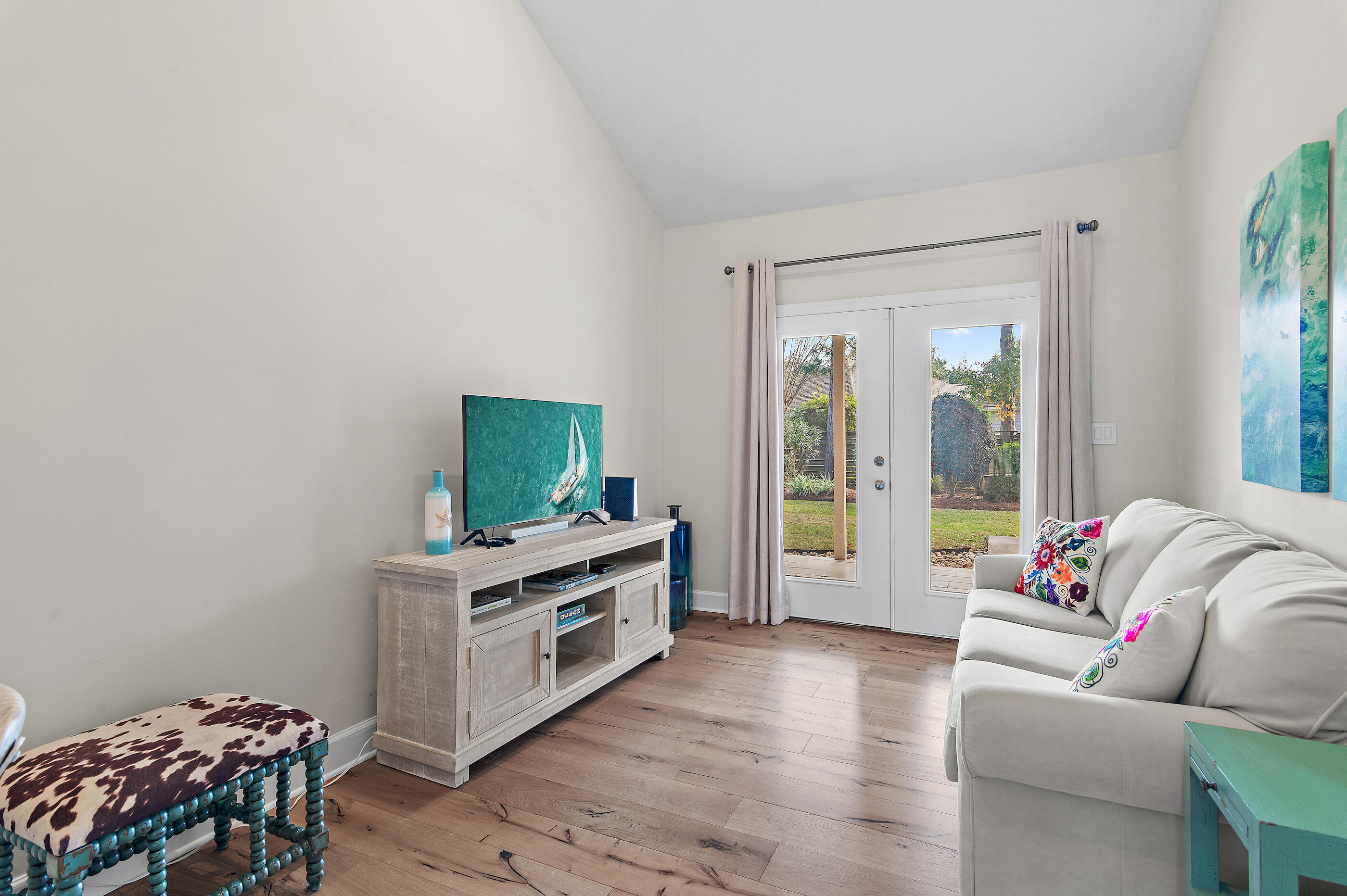 1402 E Baytowne Avenue