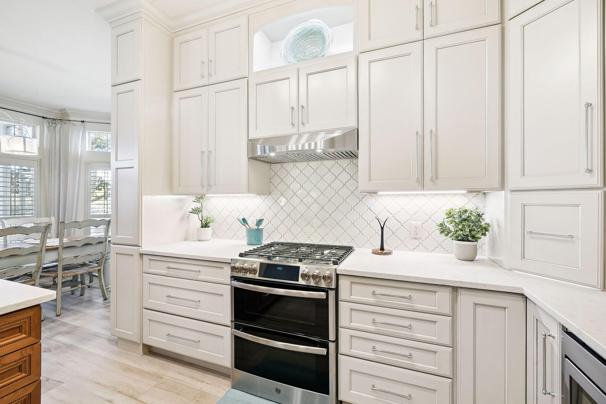 5290 Tivoli Drive 5290